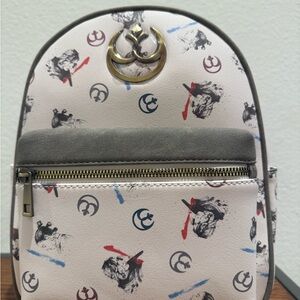 NWT Her Universe Star Wars Rey & Kylo Lightsabre Mini Backpack